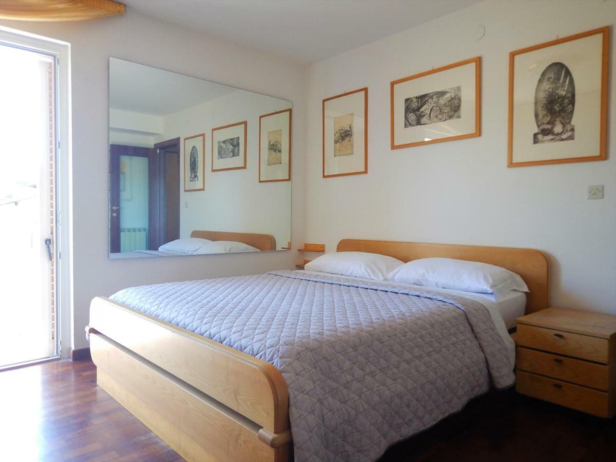 Panoramic Apartment Bardolino Exterior photo